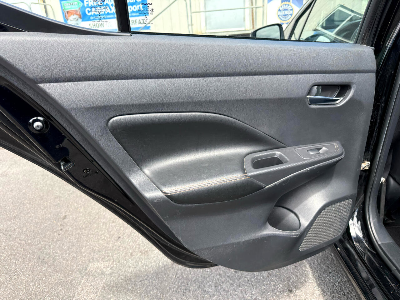 Used 2021 Nissan Versa SR image 12