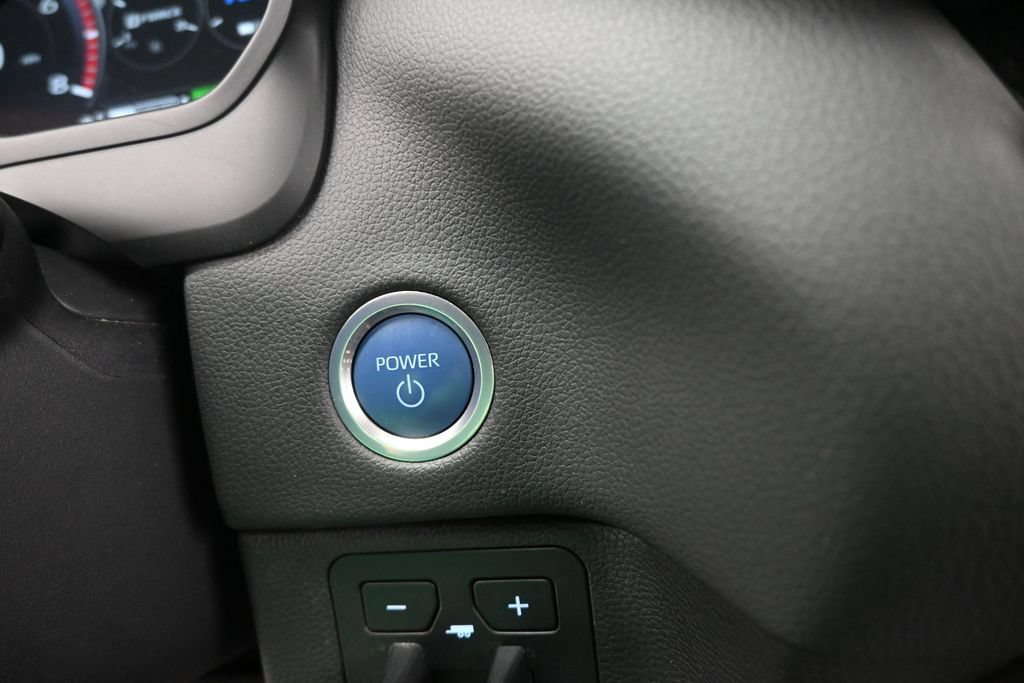 Used 2024 Toyota Tundra Limited AWD/4WD image 24