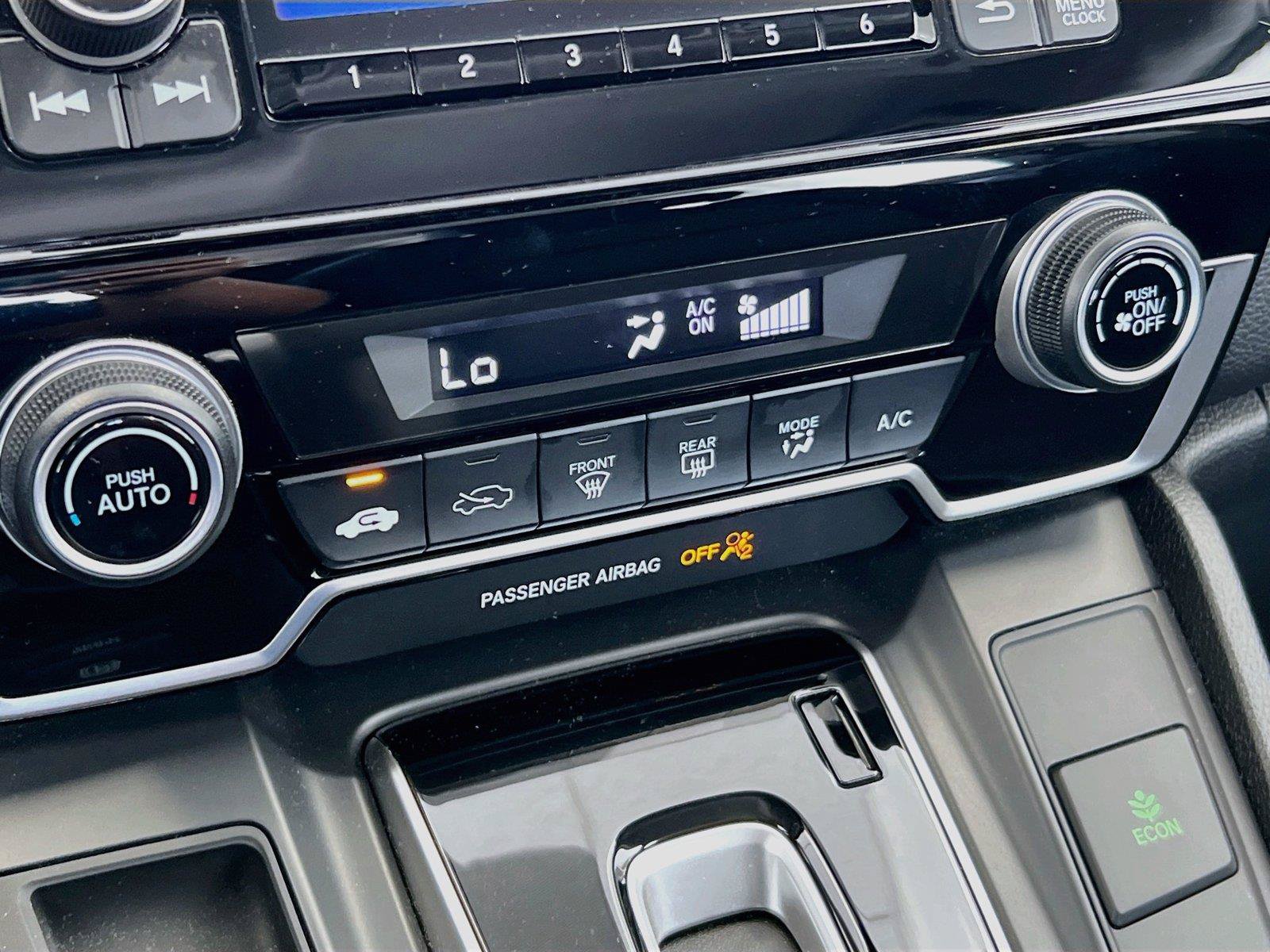 Used 2018 Honda CR-V LX image 9
