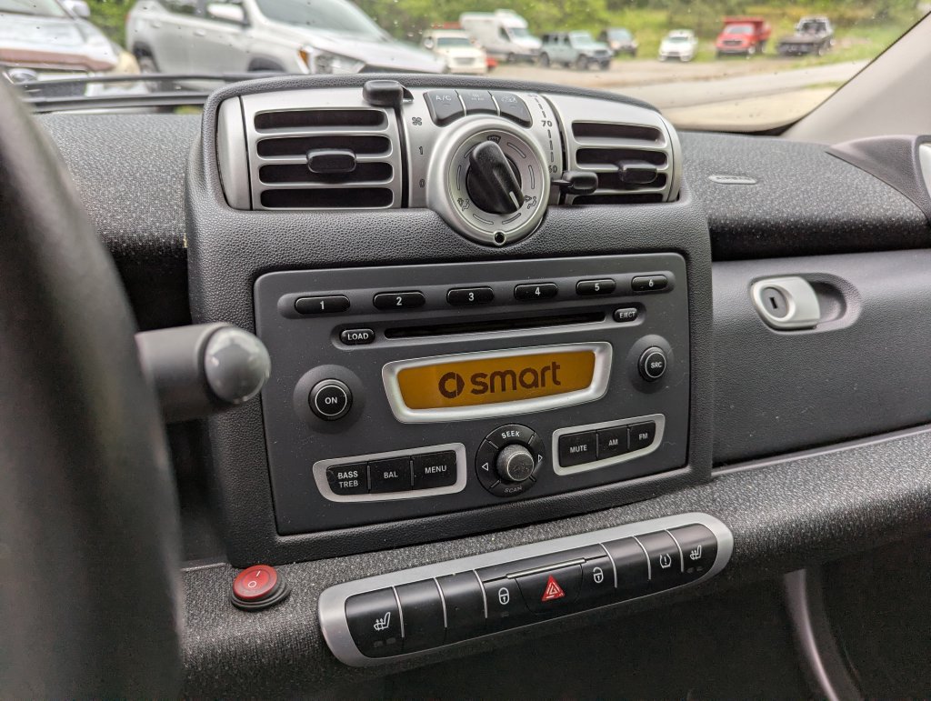 Used 2008 smart fortwo passion RWD image 9