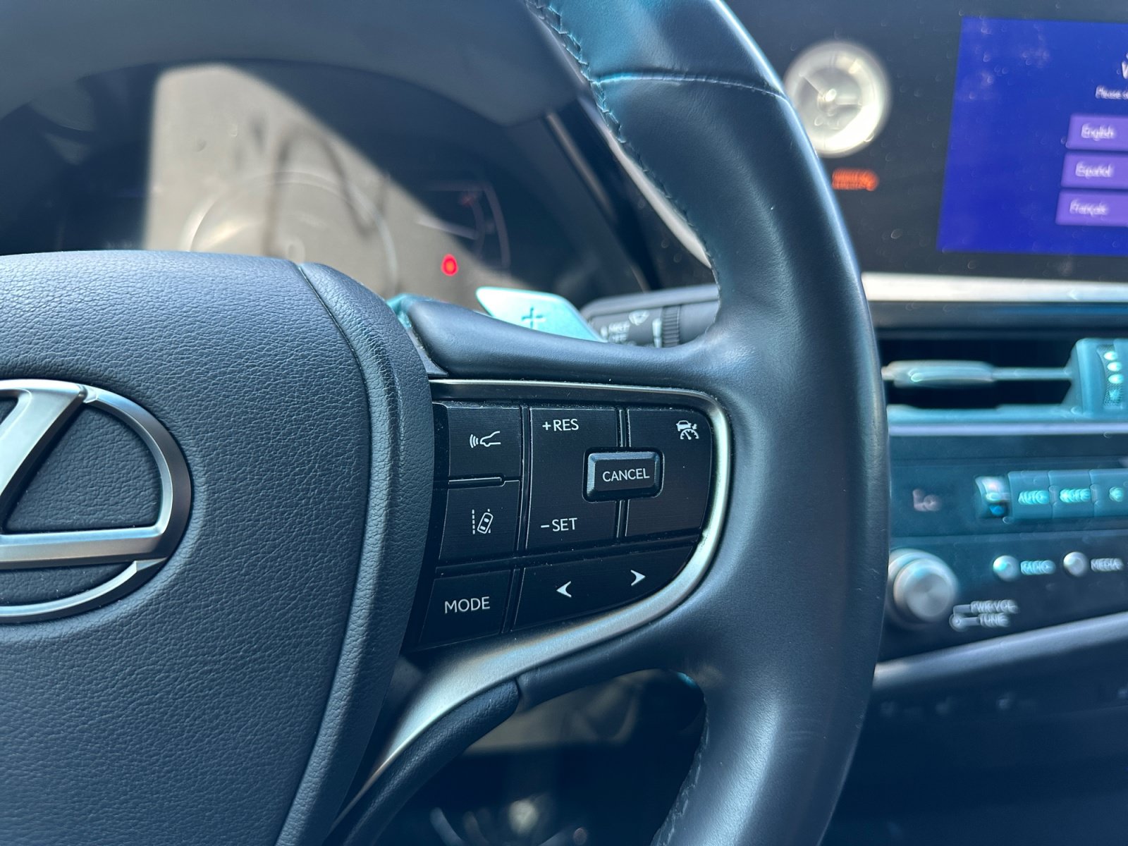 Used 2023 Lexus ES 300h w/ Premium Package FWD image 20
