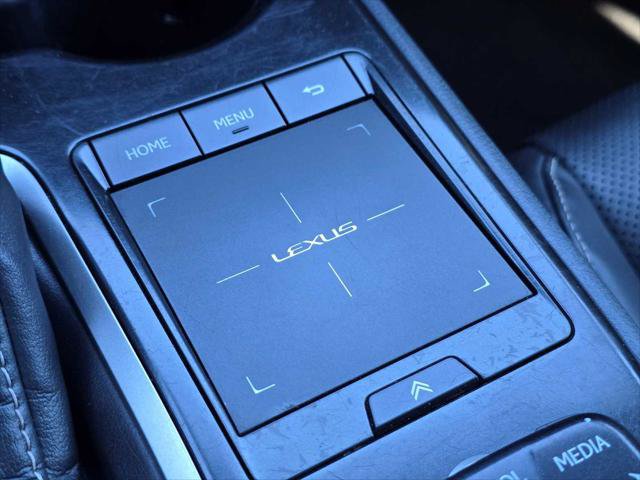 Used 2020 Lexus UX 200 w/ Premium Package FWD image 35