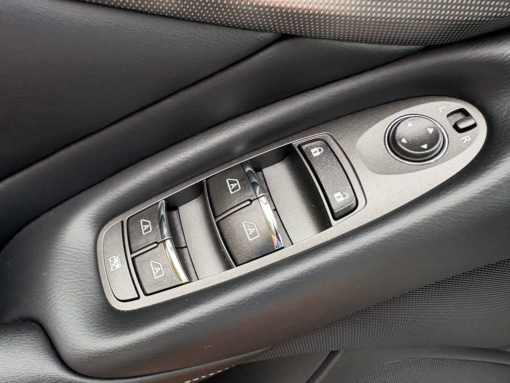 Used 2018 INFINITI Q50 Sport AWD/4WD image 11