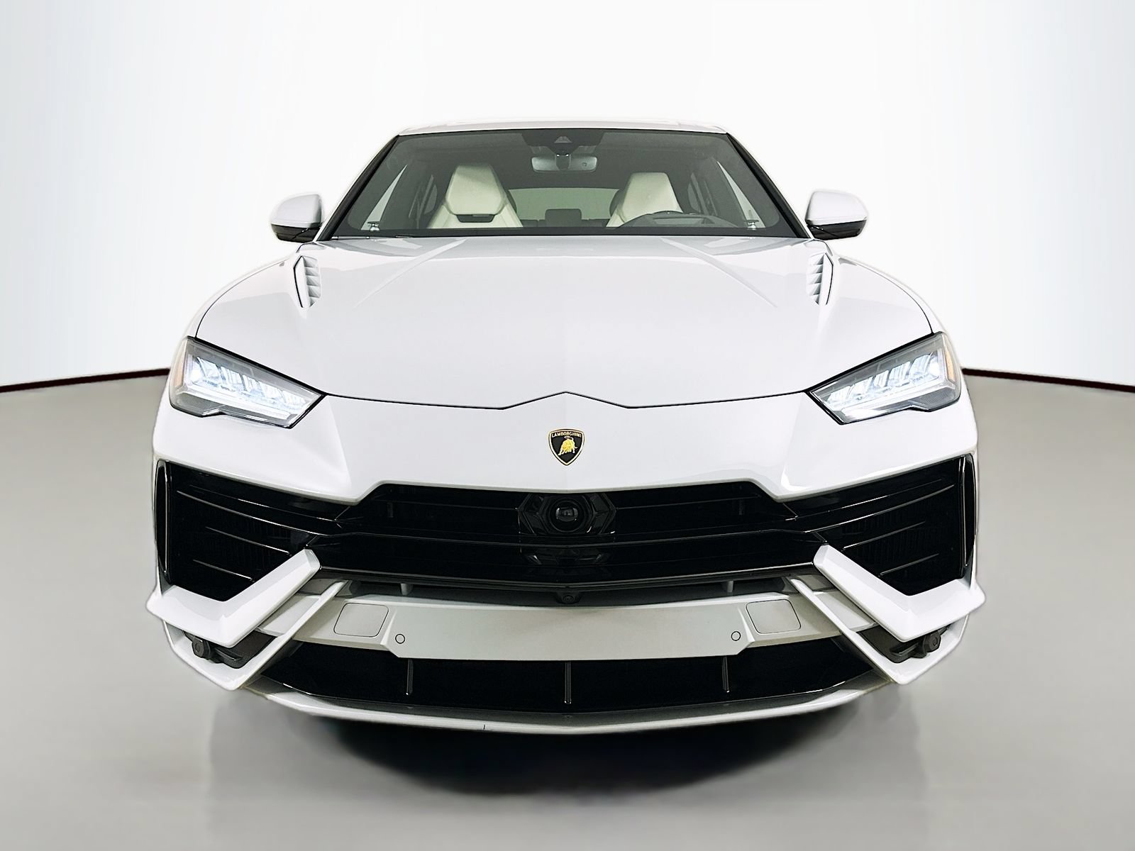 Used 2024 Lamborghini Urus S AWD/4WD image 2