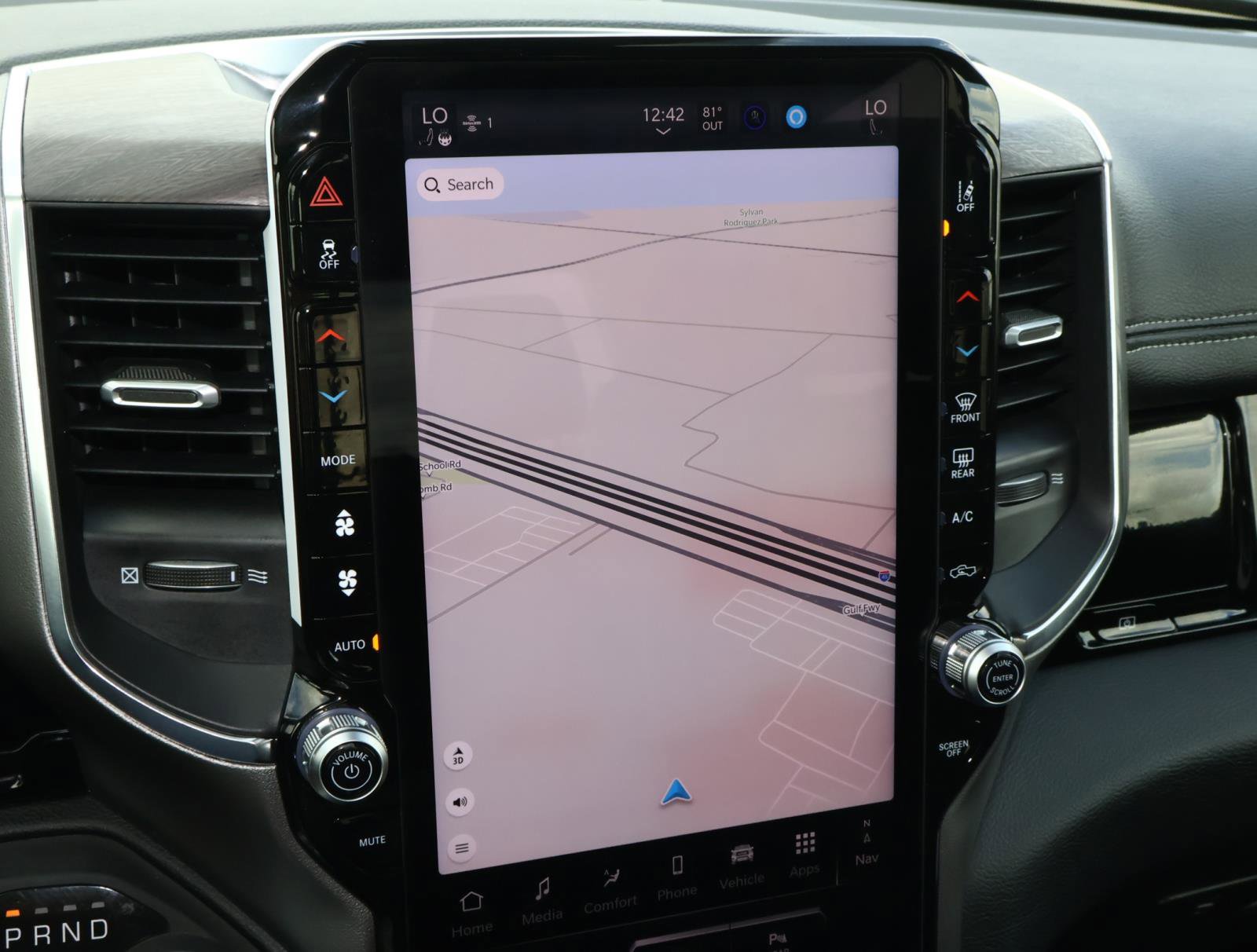 Used 2026 RAM 1500 Laramie w/ Night Edition image 28