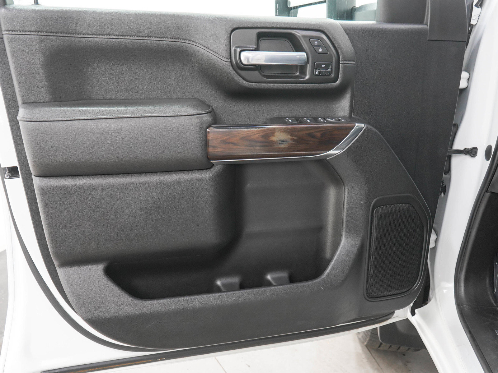 Used 2021 GMC Sierra 2500 SLT w/ SLT Convenience Package AWD/4WD image 21