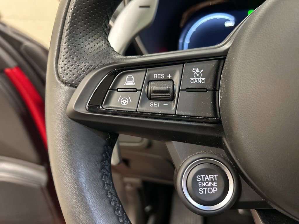 Used 2024 Alfa Romeo Giulia Veloce image 20