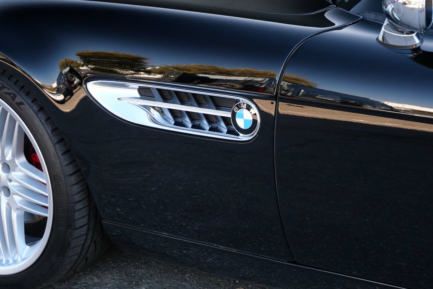 Used 2001 BMW Z8 RWD image 30