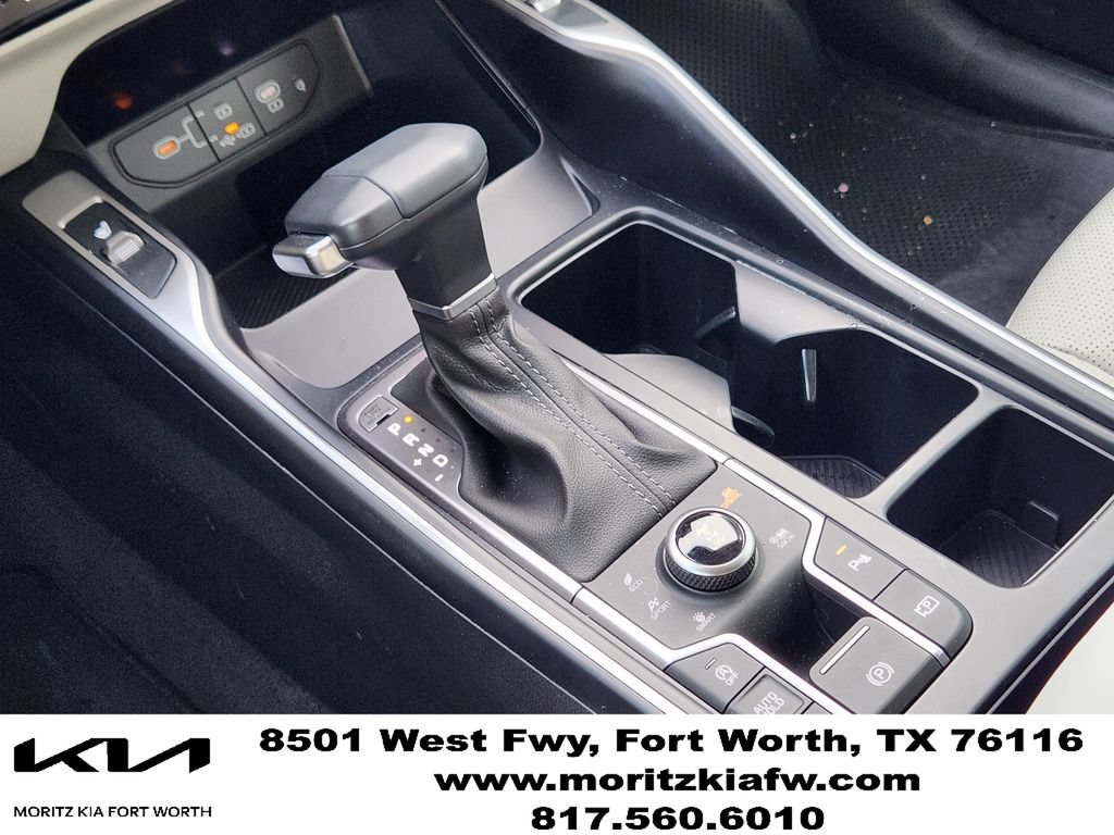 Certified 2025 Kia Sorento S AWD/4WD image 19