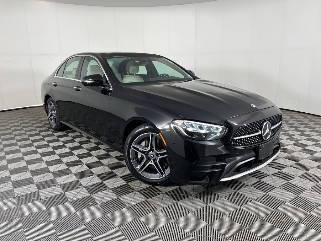 Used 2023 Mercedes-Benz E 350 4MATIC Sedan image 48