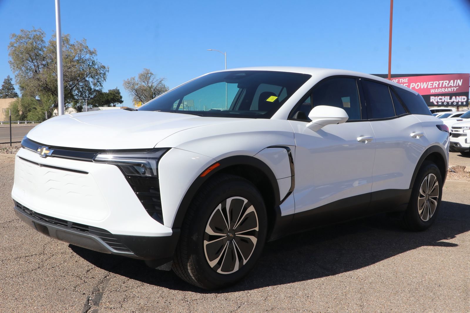 New 2026 Chevrolet Blazer EV LT image 3