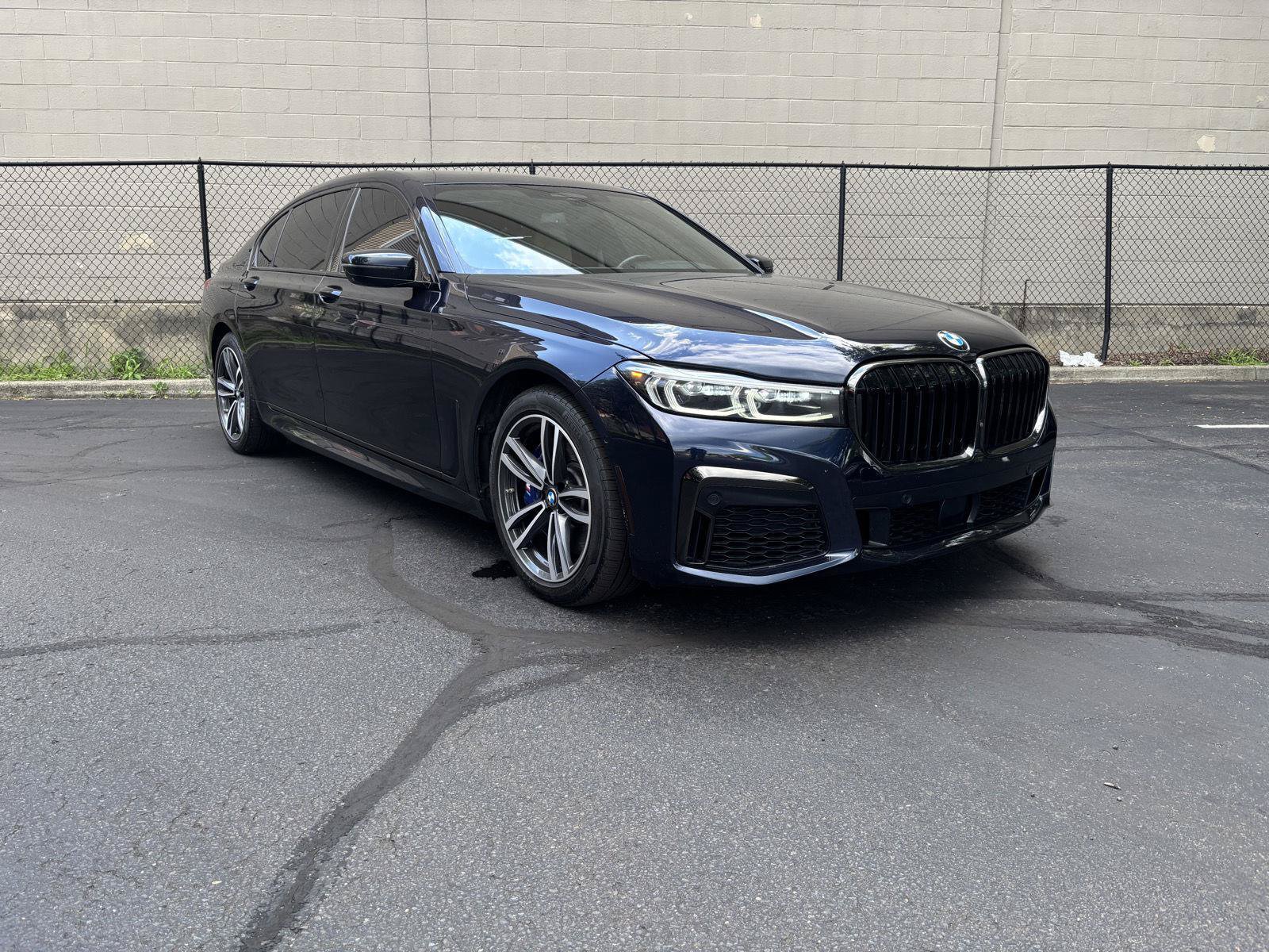Used 2022 BMW 750i xDrive w/ Executive Package