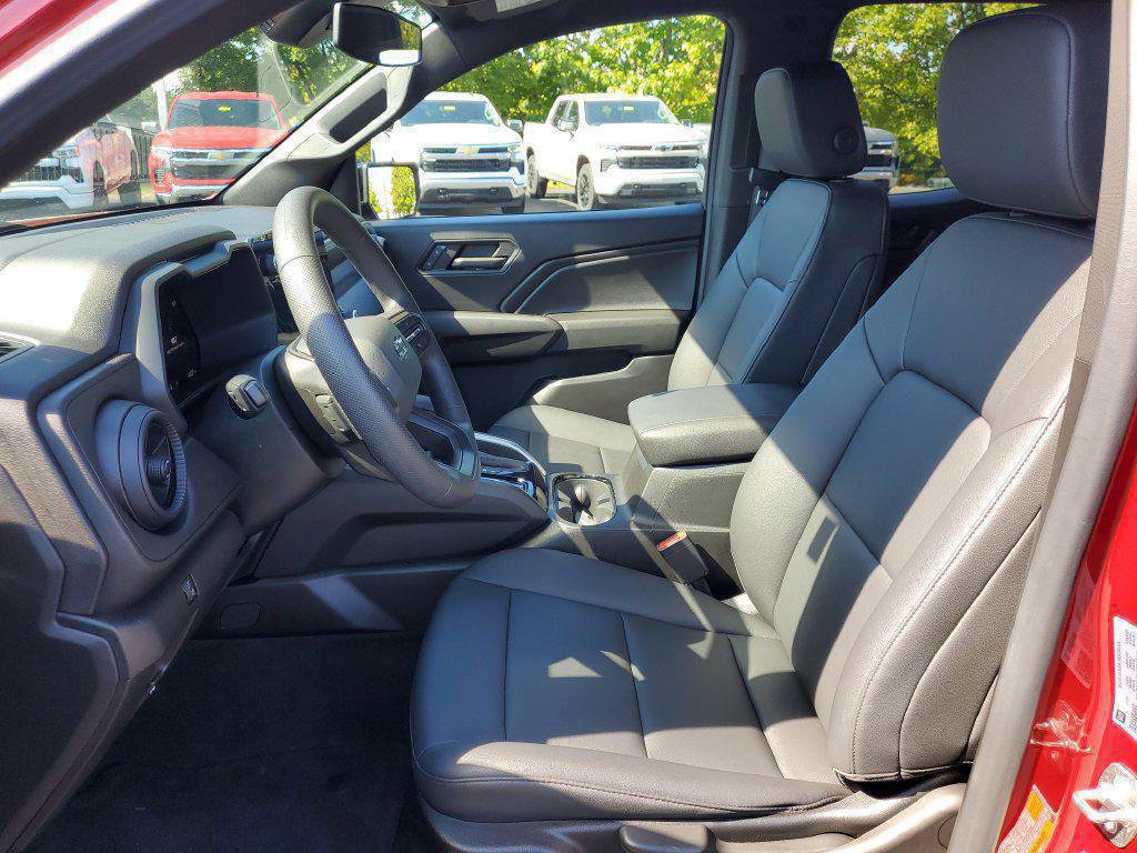 Certified 2024 Chevrolet Colorado Trail Boss w/ Advanced Trailering Package AWD/4WD image 5