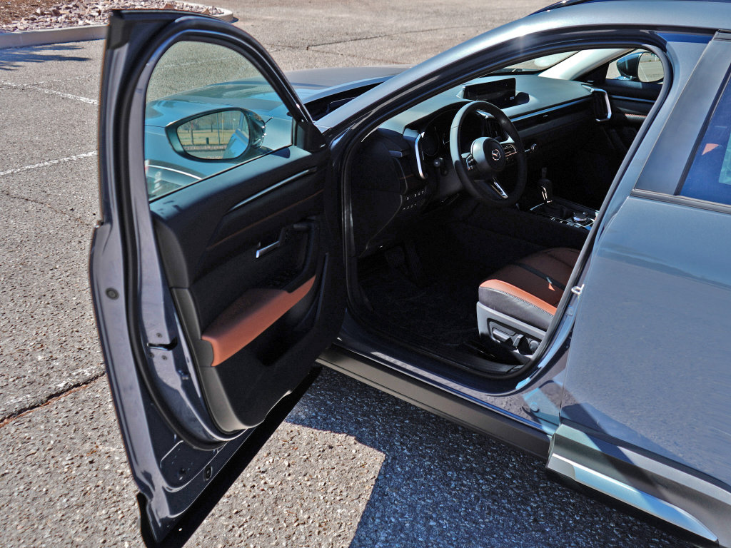 New 2026 MAZDA CX-50 Meridian Edition w/ Weather Package image 8