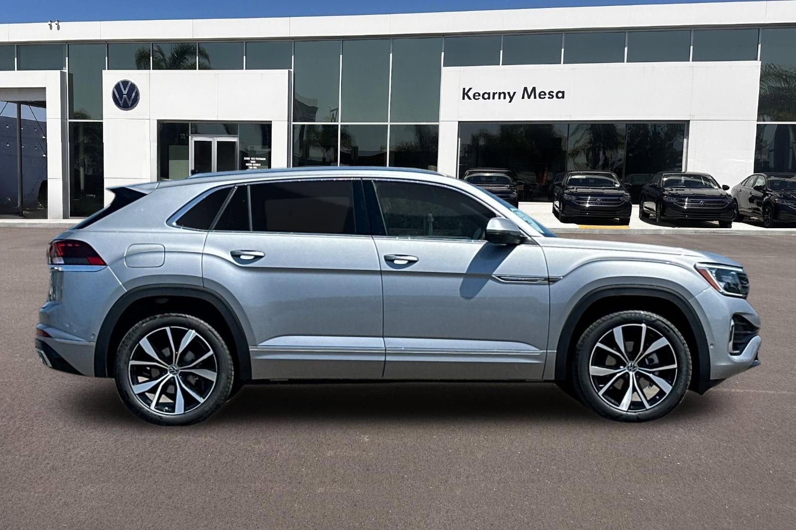 New 2026 Volkswagen Atlas Cross Sport SEL Premium R-Line image 3