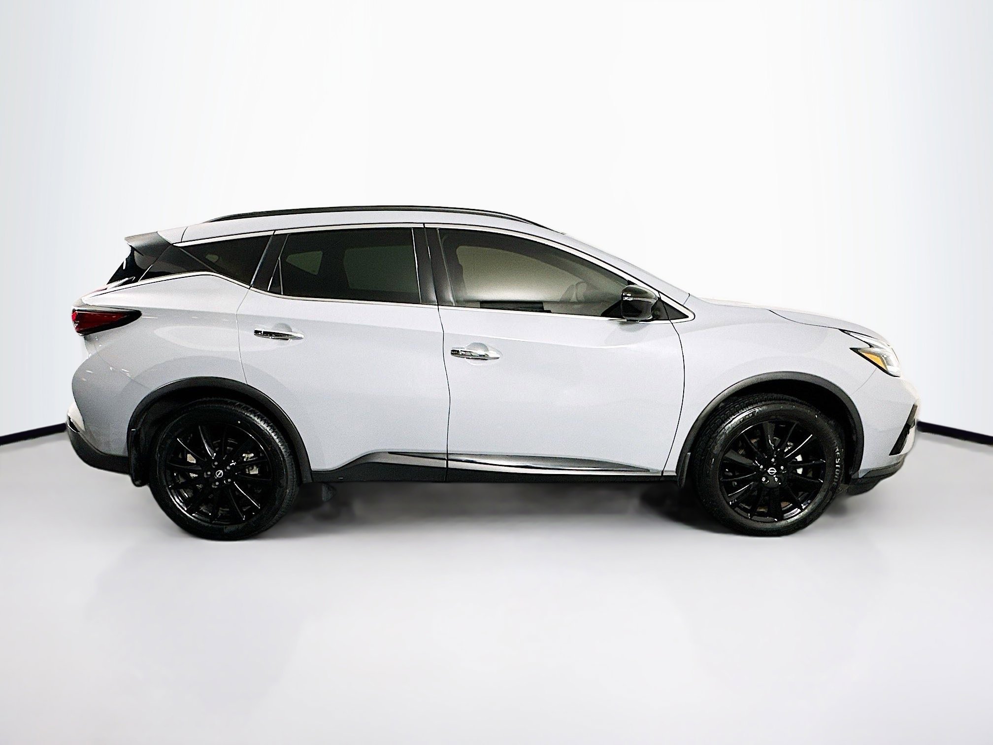 Used 2024 Nissan Murano SV w/ SV Midnight Edition Package FWD image 10