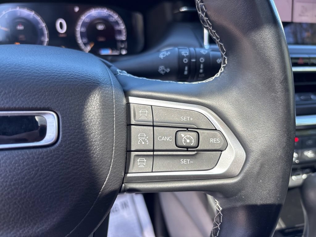Used 2022 Jeep Compass High Altitude AWD/4WD image 28