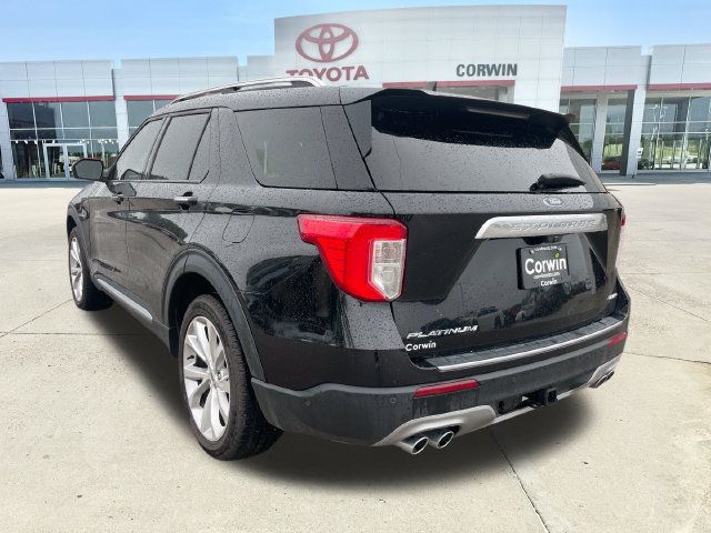 Used 2022 Ford Explorer Platinum w/ Equipment Group 601A AWD/4WD image 3