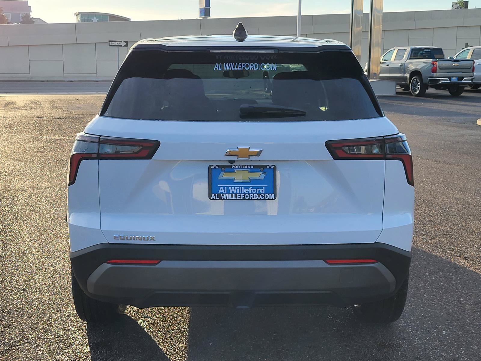 New 2026 Chevrolet Equinox LT w/ Convenience Package II FWD image 4