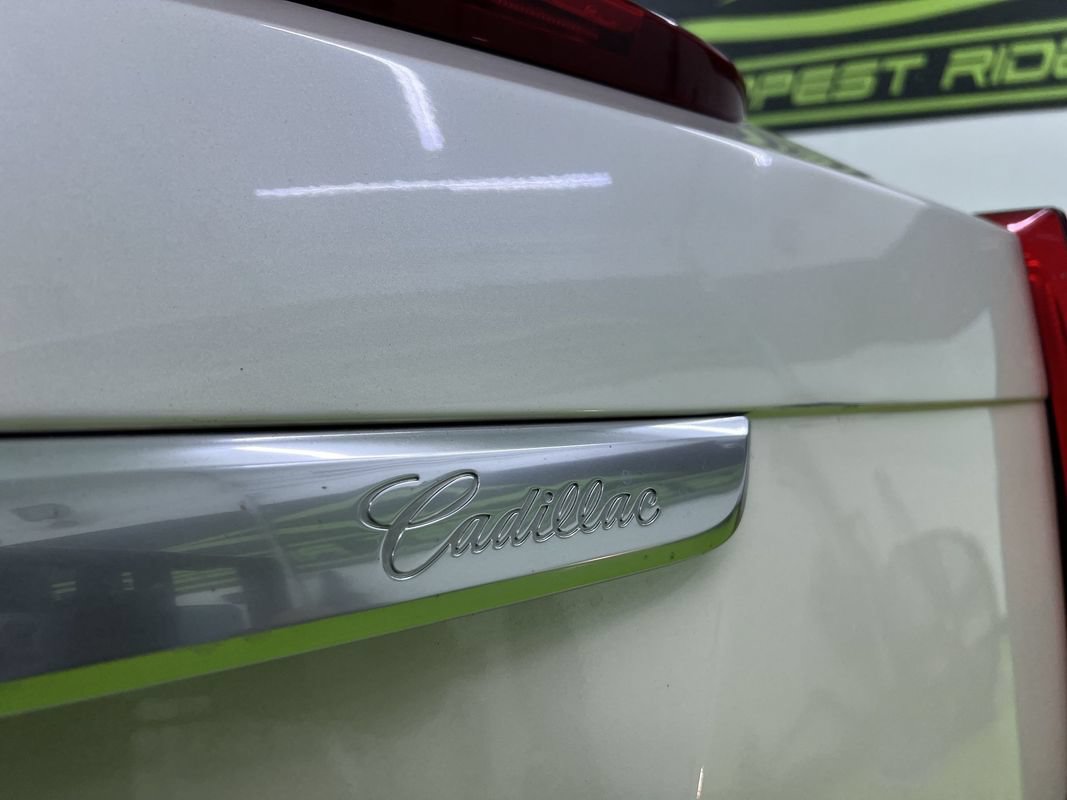 Used 2015 Cadillac XTS Luxury w/ Driver Awareness Package FWD image 13