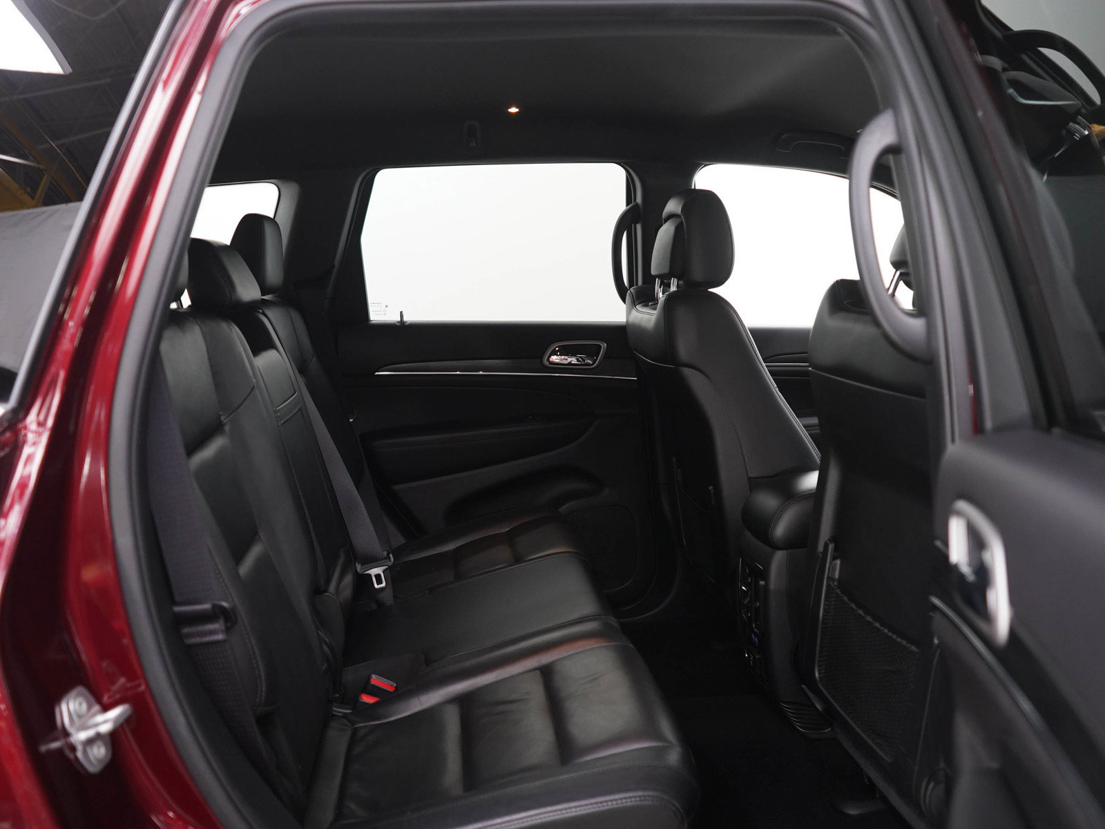 Used 2019 Jeep Grand Cherokee Limited w/ Trailer Tow Group IV AWD/4WD image 12