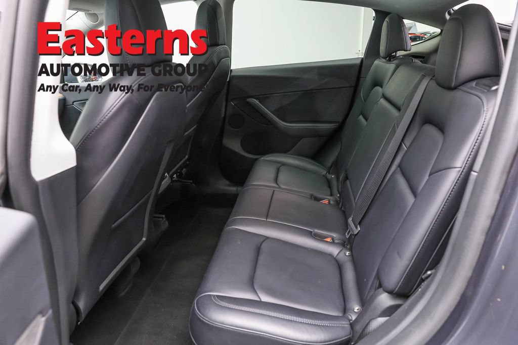 Used 2022 Tesla Model Y Performance AWD/4WD image 16