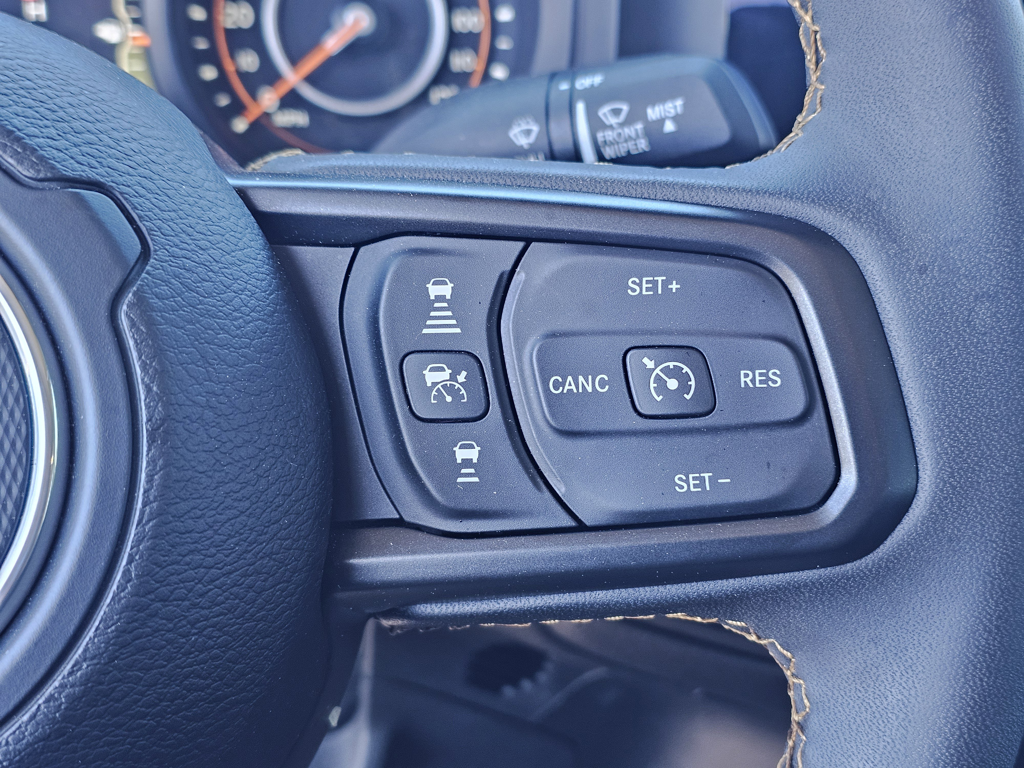 Used 2024 Jeep Gladiator Sport image 22