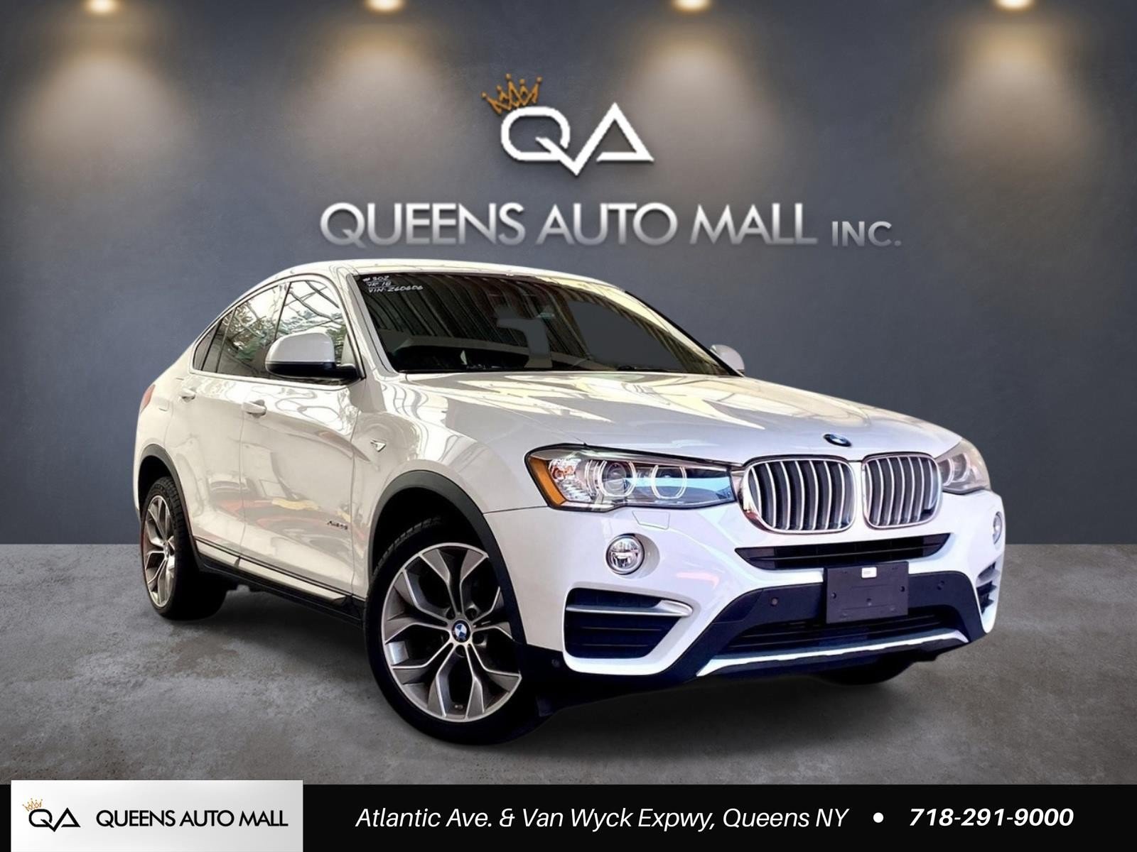 Used 2018 BMW X4 xDrive28i AWD/4WD image 1