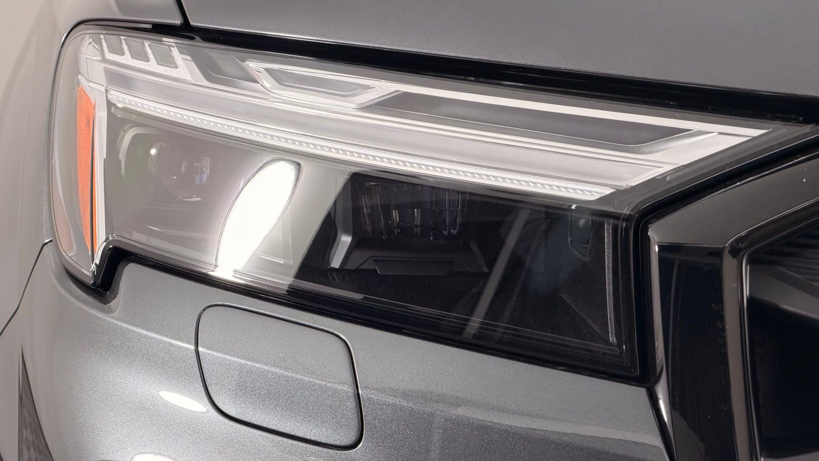 New 2026 Audi Q7 Premium Plus AWD/4WD image 2