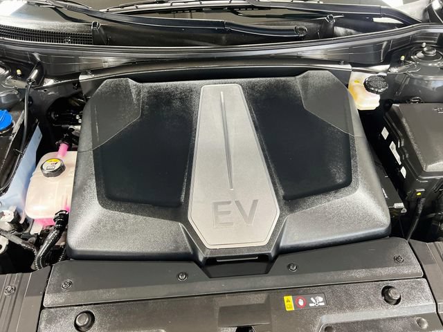 Certified 2024 Kia EV6 Light RWD image 31