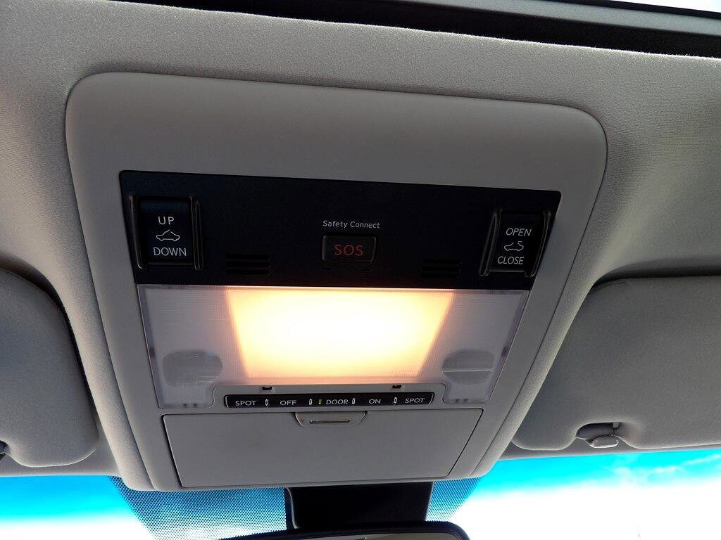 Used 2014 Lexus LS 460 Luxury w/ Comfort Package image 59