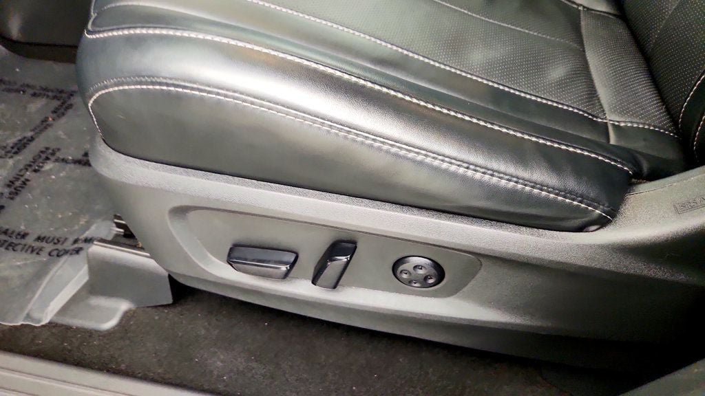 Used 2023 INFINITI QX60 Luxe AWD/4WD image 12