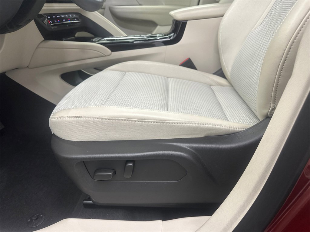 Used 2023 Buick Envision Preferred image 10