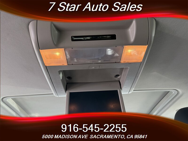 Used 2014 GMC Yukon XL Denali AWD/4WD image 20