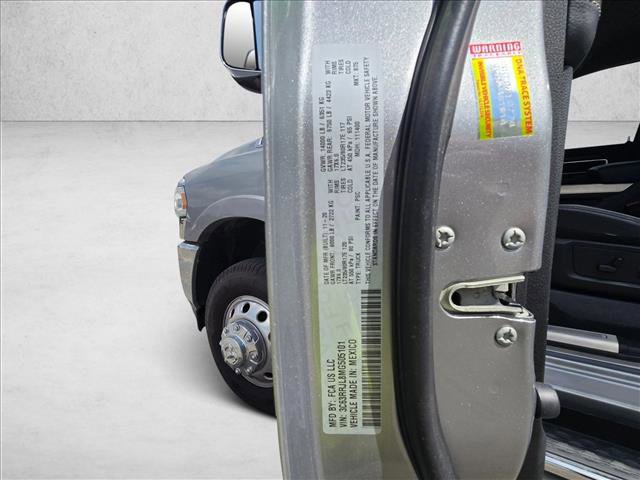 Used 2021 RAM 3500 Laramie image 15