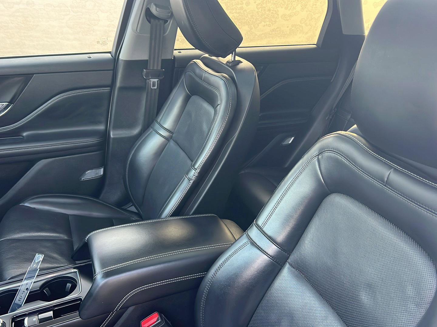 Used 2021 Lincoln Corsair AWD w/ Premium Package image 33