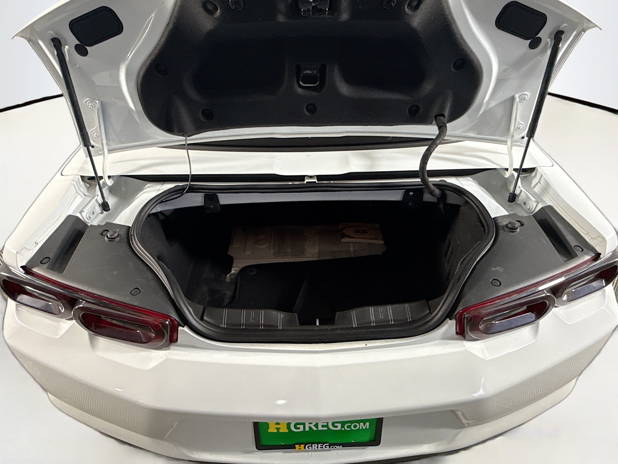 Used 2019 Chevrolet Camaro LT RWD image 33