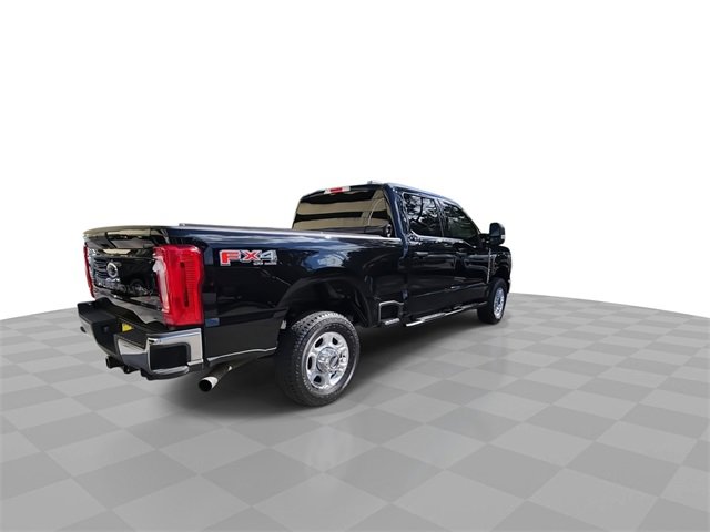 Used 2025 Ford F250 XLT w/ FX4 Off-Road Package image 8