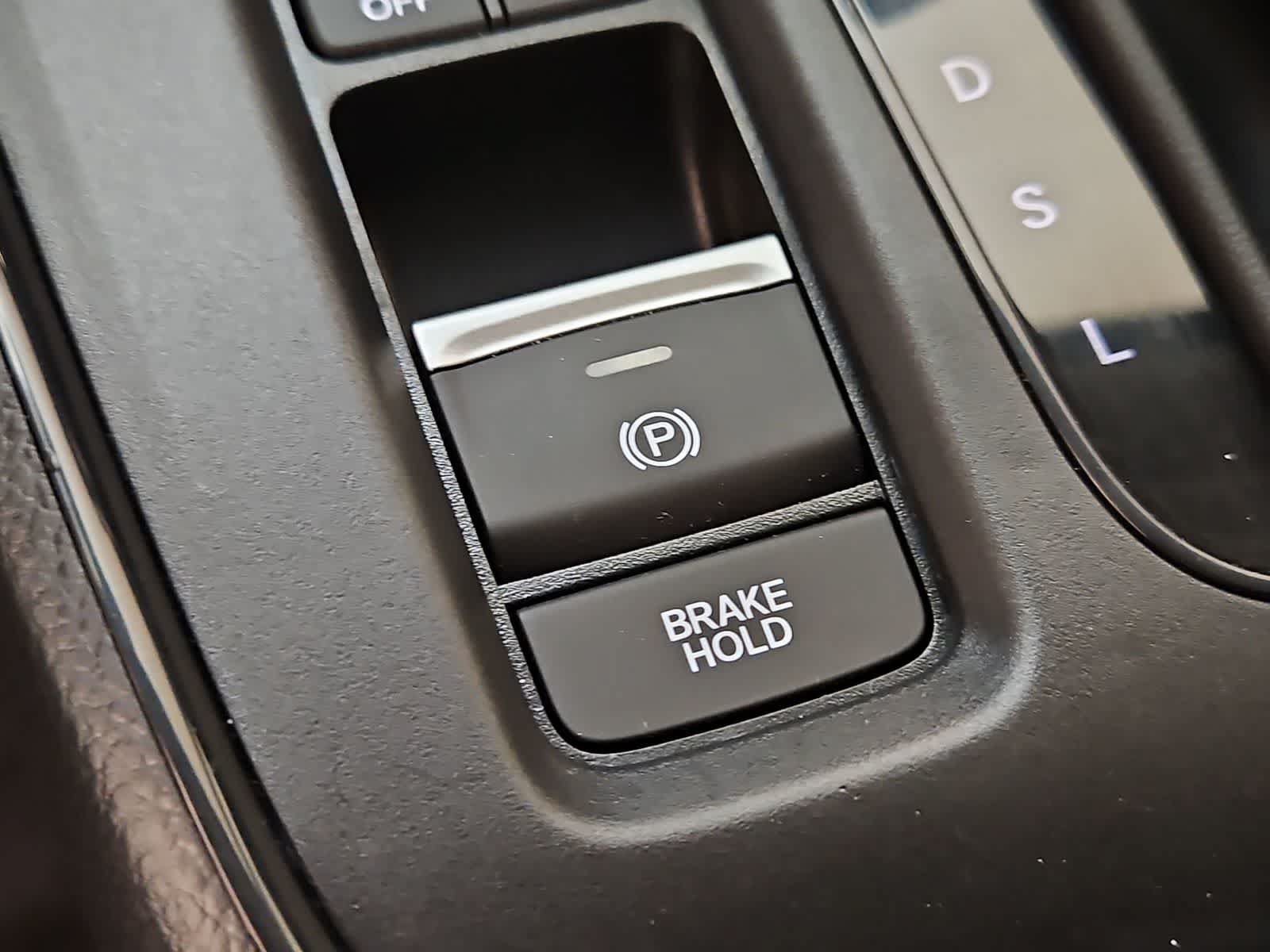 Certified 2026 Honda CR-V LX image 31