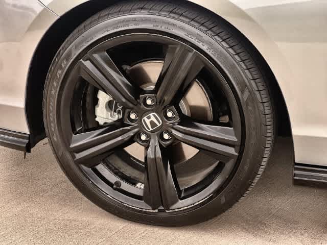 Certified 2024 Honda Accord Sport image 9