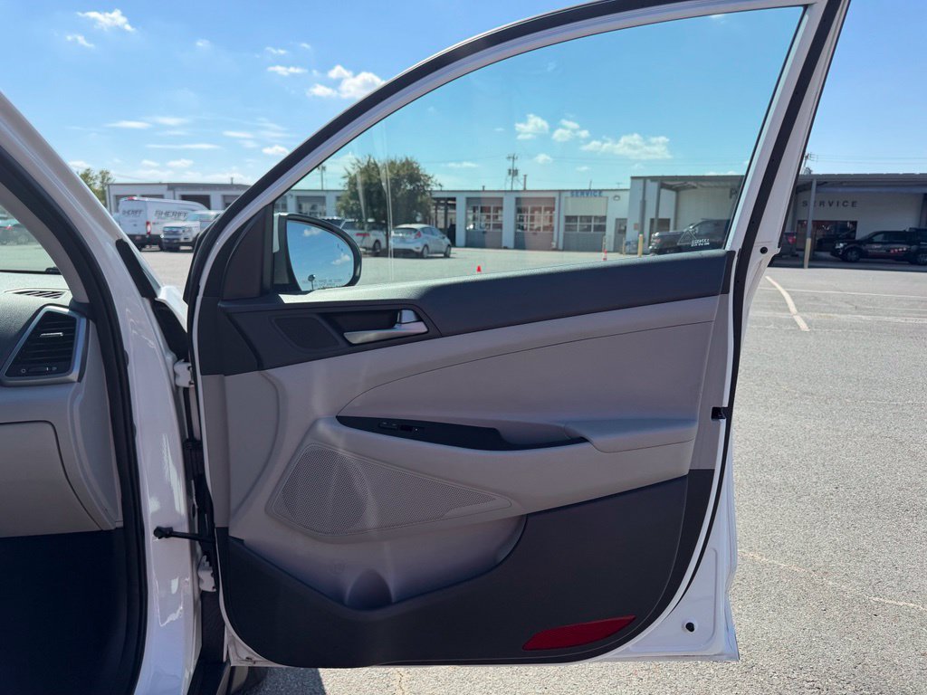 Used 2018 Hyundai Tucson Value AWD/4WD image 30