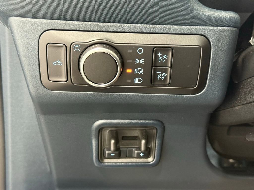 New 2025 Ford Maverick Lariat w/ Black Appearance Package image 31