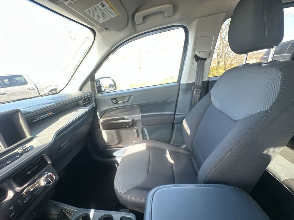 Used 2024 Ford Maverick XL image 11