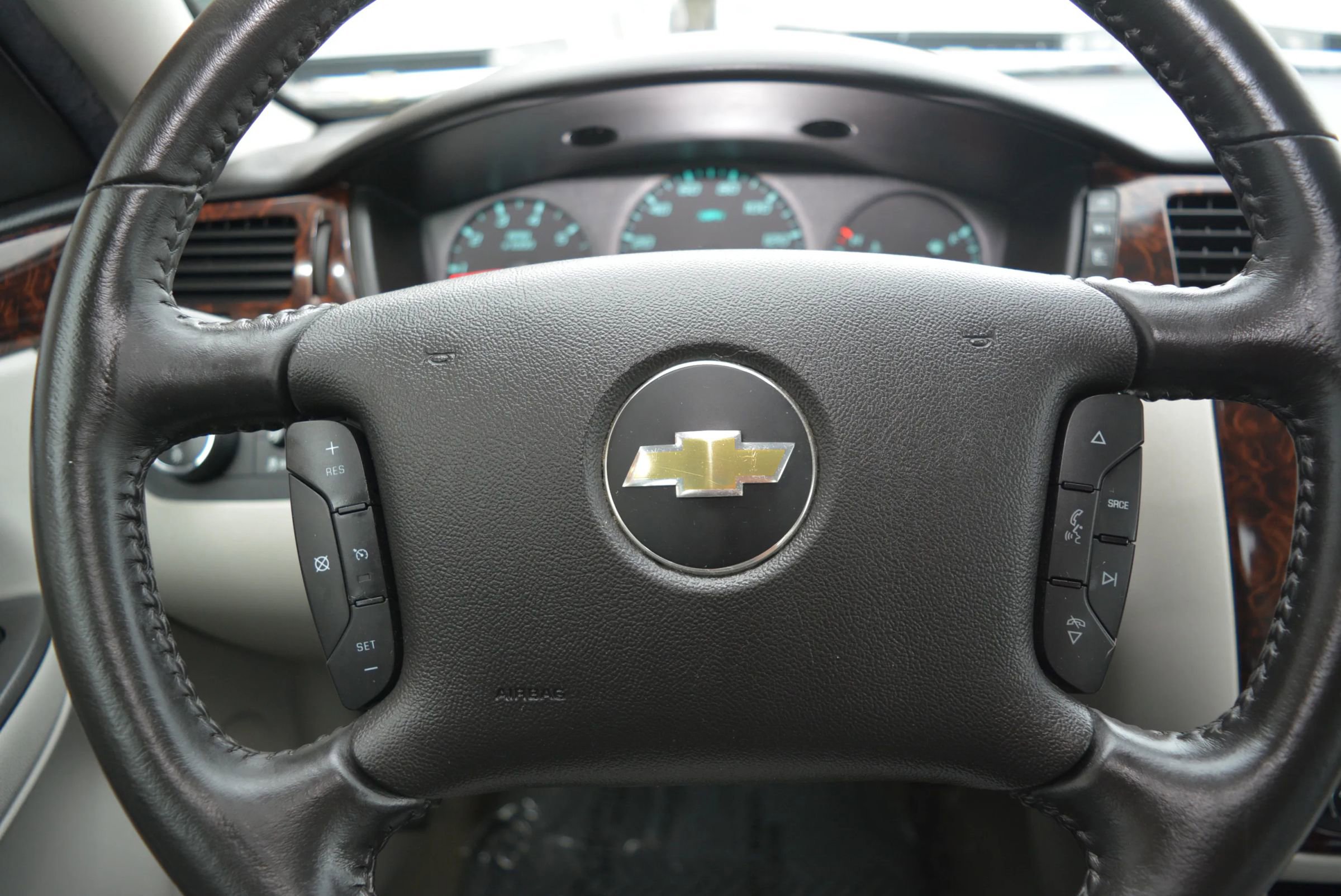 Used 2014 Chevrolet Impala Limited LS image 15