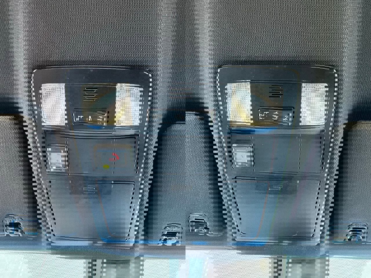 Used 2021 Toyota Tacoma TRD Sport w/ Technology Package image 17