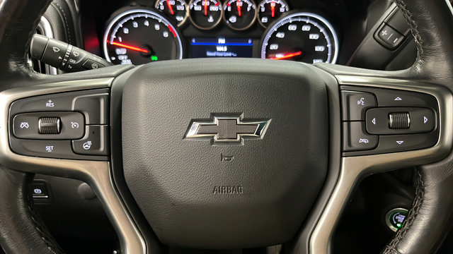 Used 2021 Chevrolet Silverado 1500 LT Trail Boss w/ Convenience Package II AWD/4WD image 16