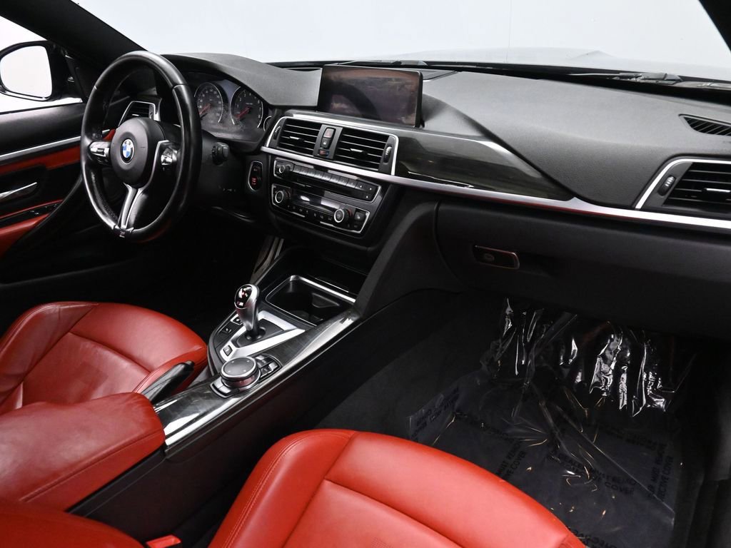 Used 2016 BMW M4 Coupe image 16