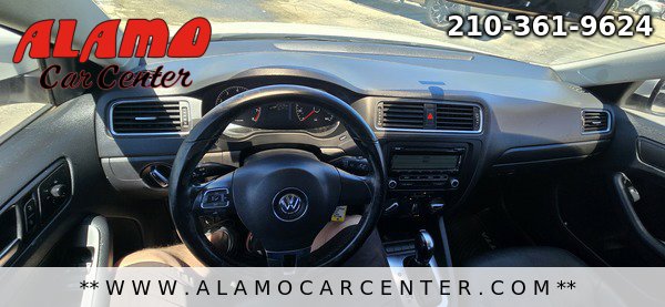 Used 2011 Volkswagen Jetta SE FWD image 39