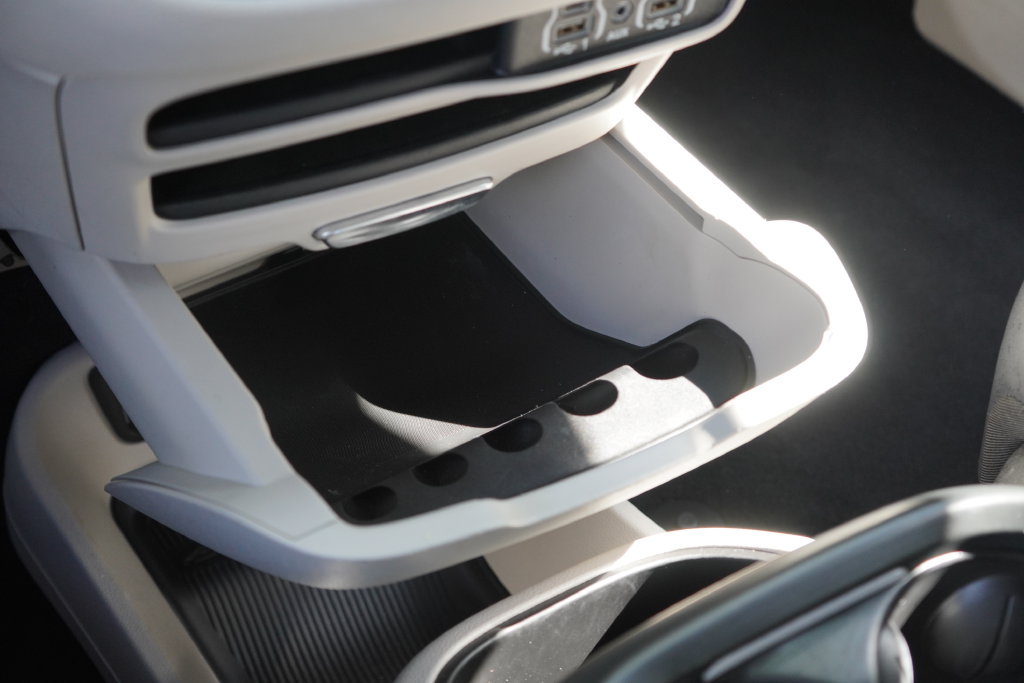 Used 2024 Chrysler Pacifica Limited FWD image 22