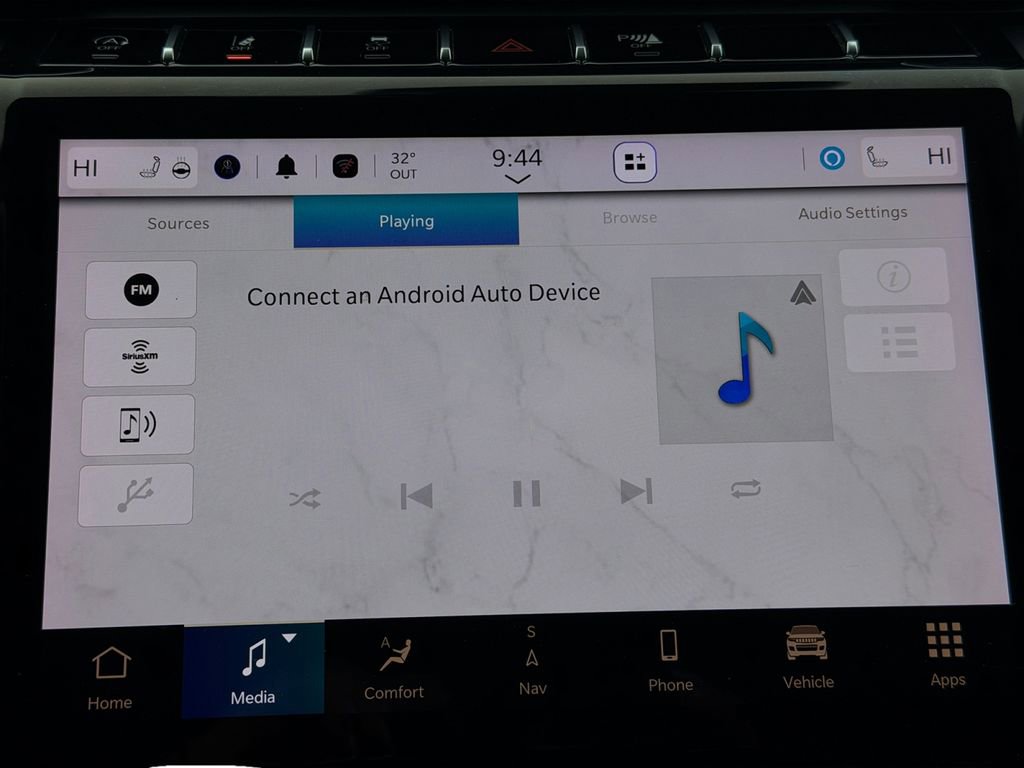 Used 2024 Jeep Grand Cherokee L Limited w/ Luxury Tech Group II image 18